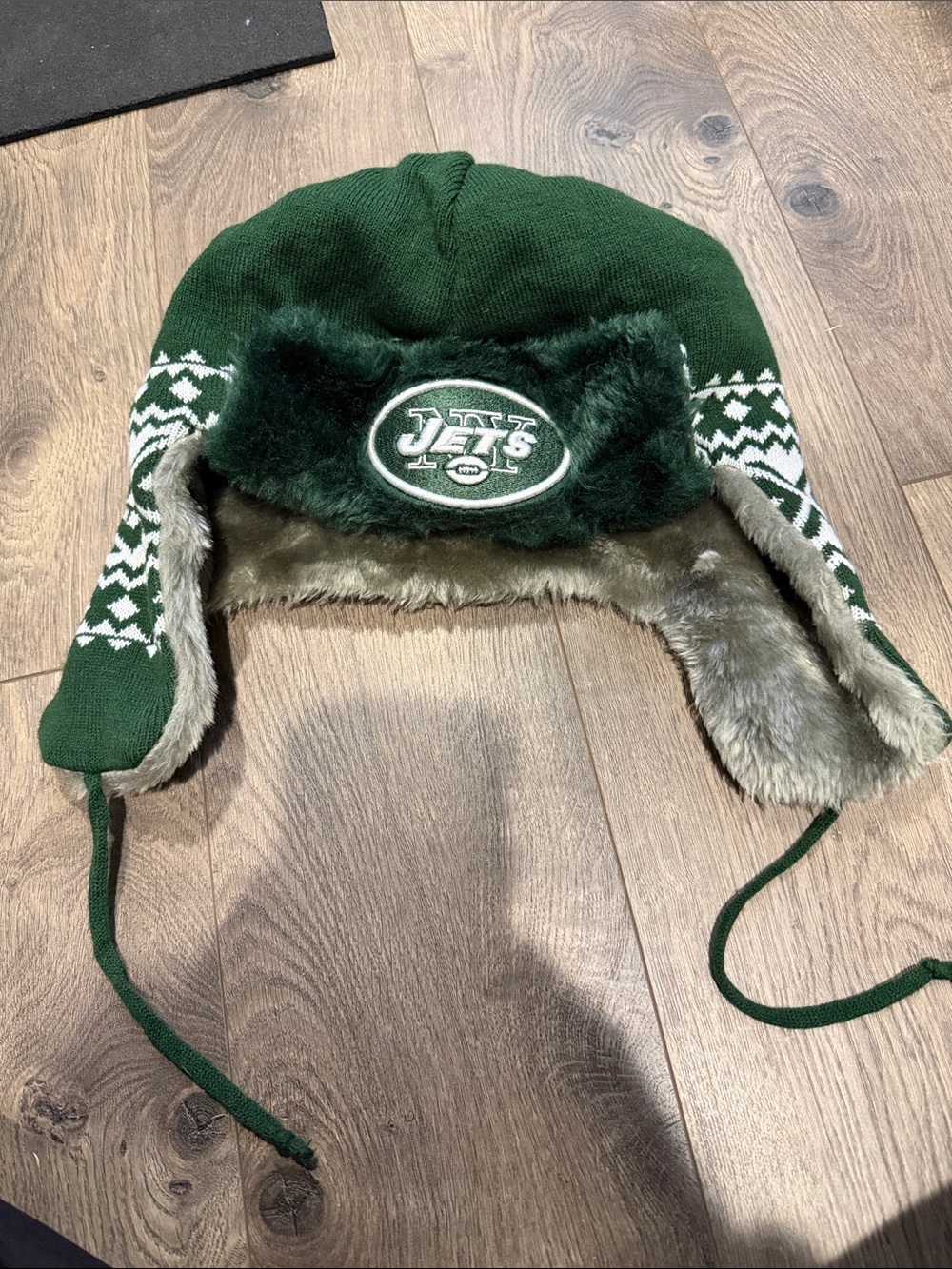 Womens Green Faux-Fur Jets New Era Hat